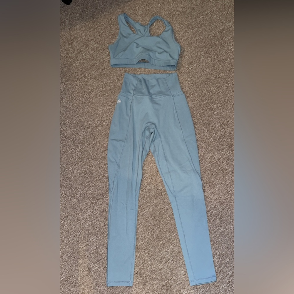 Ptula Active legging and bra set - Picture 1 of 5